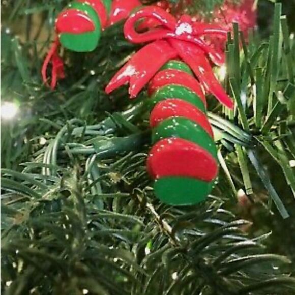 Silvestri Vintage set Candy Cane With a Bow 9
Total Christmas Ornament. - Picture 13 of 14